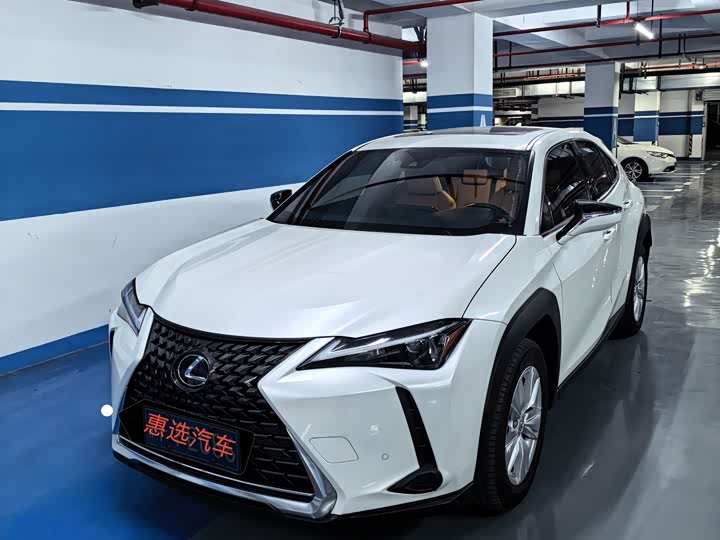 Lexus UX 2022 2022款 260h 探·趣版