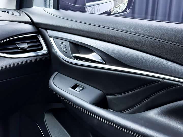 Buick Enclave 2022 2022款 652T 四驱尊贵型 7座