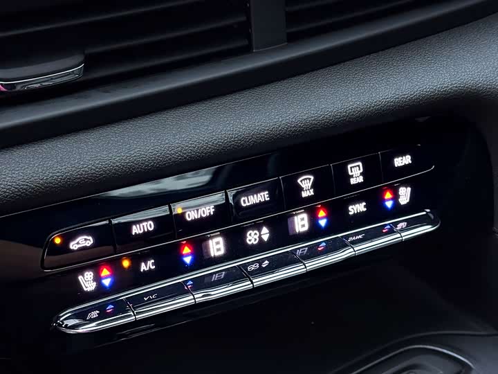 Buick Enclave 2022 2022款 652T 四驱尊贵型 7座