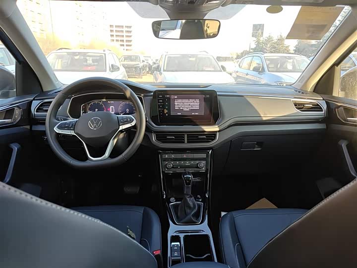 Volkswagen Tharu 2025 2025款 新锐 300TSI 锐享版