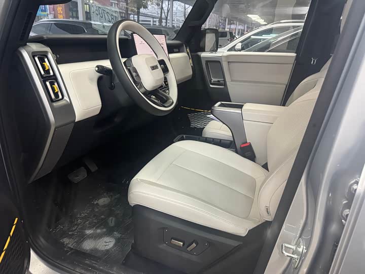 Chery iCar V23 2025 2025款 401两驱进阶版