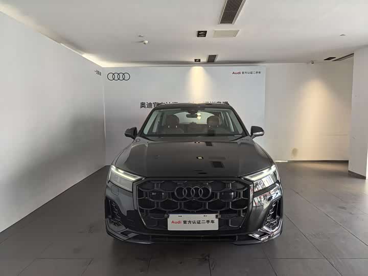 Audi Q7 2024 2024款 45 TFSI quattro S line黑武士型
