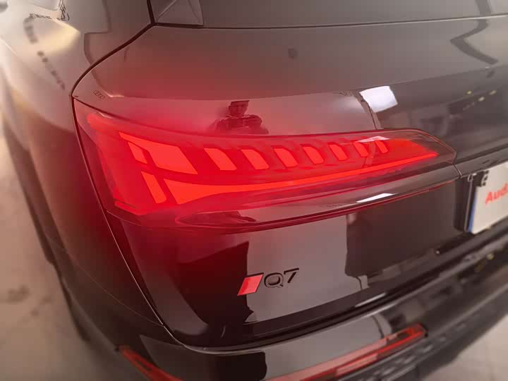 Audi Q7 2024 2024款 45 TFSI quattro S line黑武士型