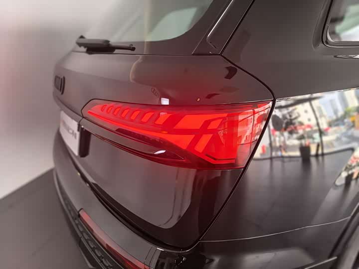 Audi Q7 2024 2024款 45 TFSI quattro S line黑武士型