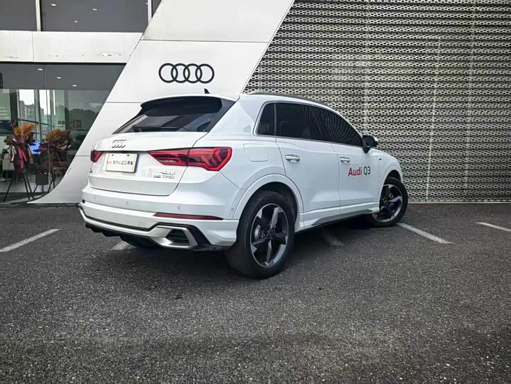 Audi Q3 2024 2024款 35 TFSI 时尚动感型