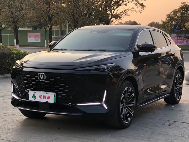 Changan UNI-K Hybrid 2022 2022款 蓝鲸iDD 130km 1.5T 尊贵型