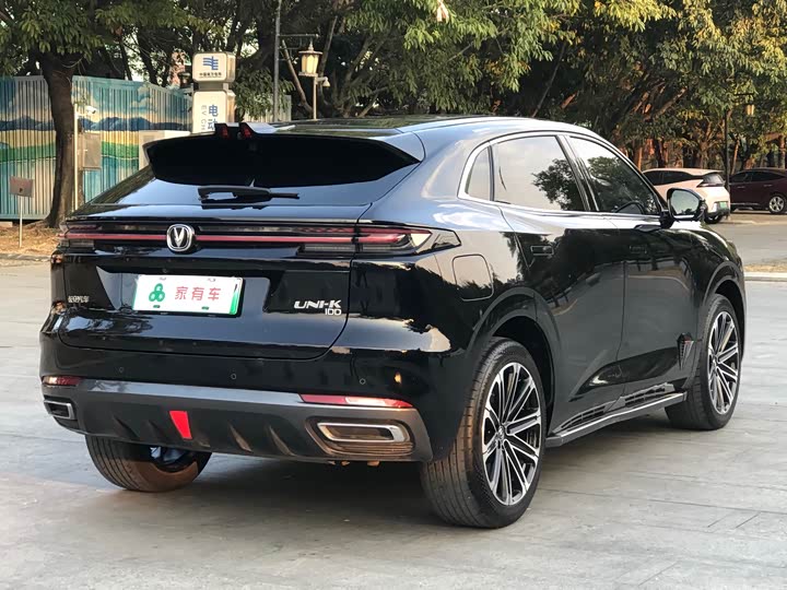 Changan UNI-K Hybrid 2022 2022款 蓝鲸iDD 130km 1.5T 尊贵型