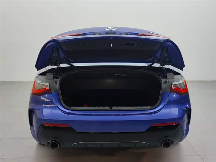 BMW 4 Series 2024 2024款 430i 敞篷M运动曜夜套装