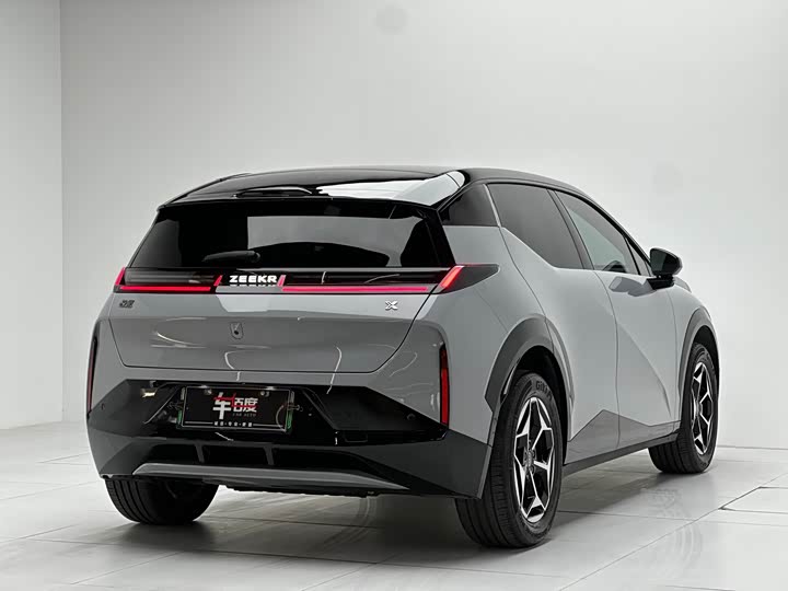 Zeekr X 2025 2025款 五座后驱版