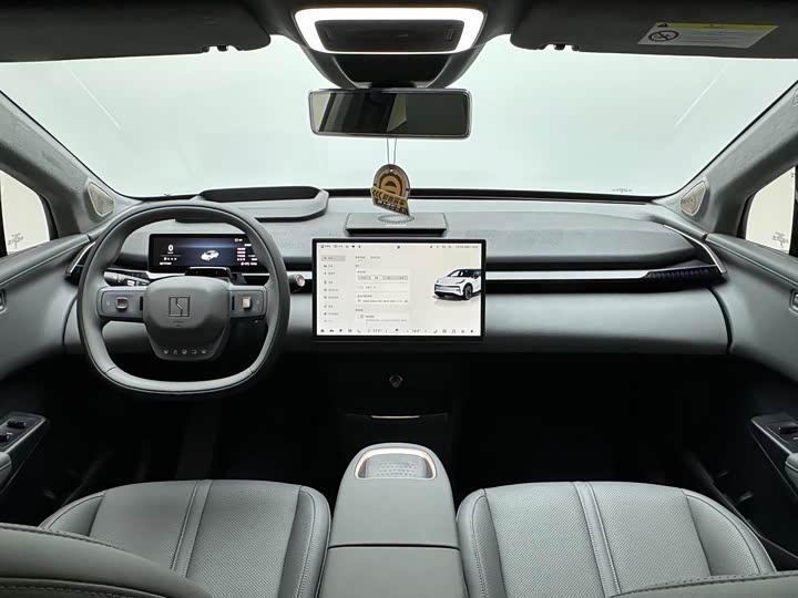 Zeekr X 2025 2025款 五座后驱版