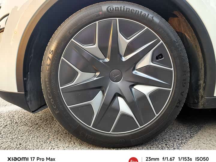 Tesla Model Y 2025 2025款 长续航全轮驱动版