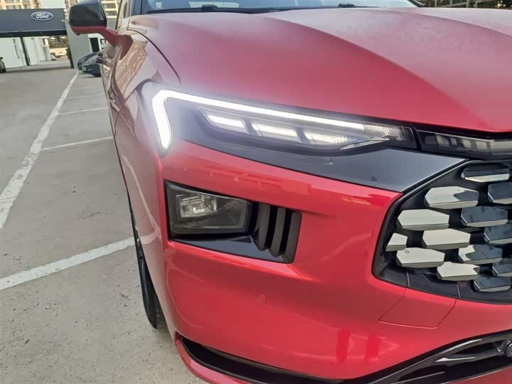 Ford Mondeo 2025 2025款 2.0T EcoBoost 至尊型