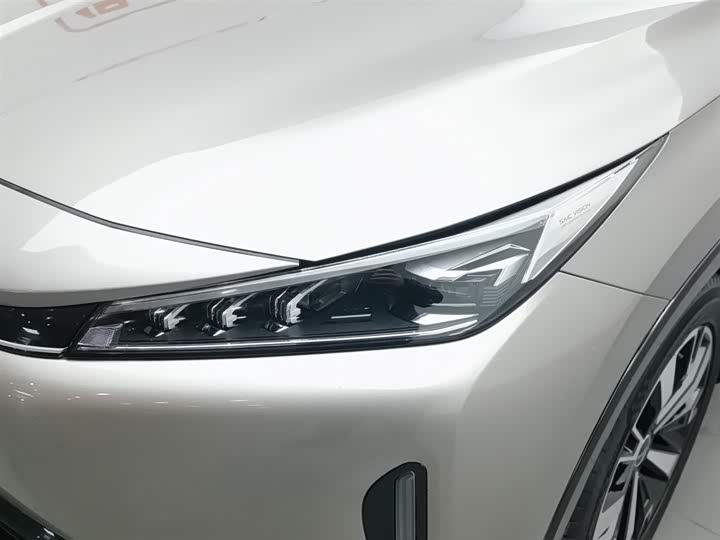 Roewe D5X DMH 2024 2024款 135旗舰版