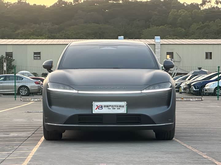 Luxeed R7 2025 2025款 增程 251km Pro