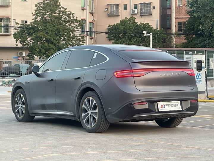 Luxeed R7 2025 2025款 增程 251km Pro