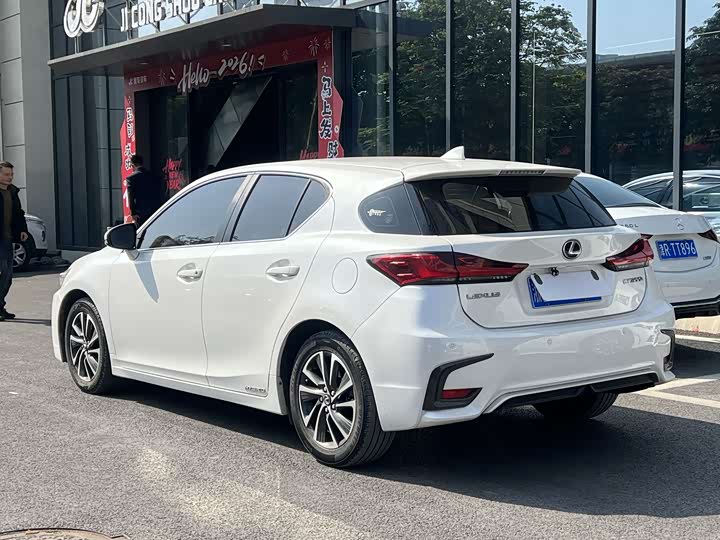 Lexus CT 200h 2020 2020款 CT200h 精英版 单色