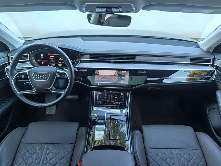 Audi A8 2024 2024款 A8L 50 TFSI quattro 臻选型