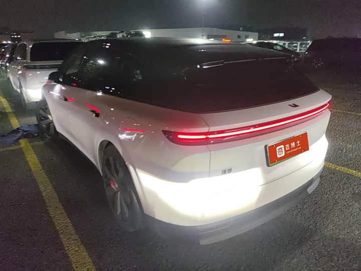 LiXiang i6 2025 2025款 四驱标准版