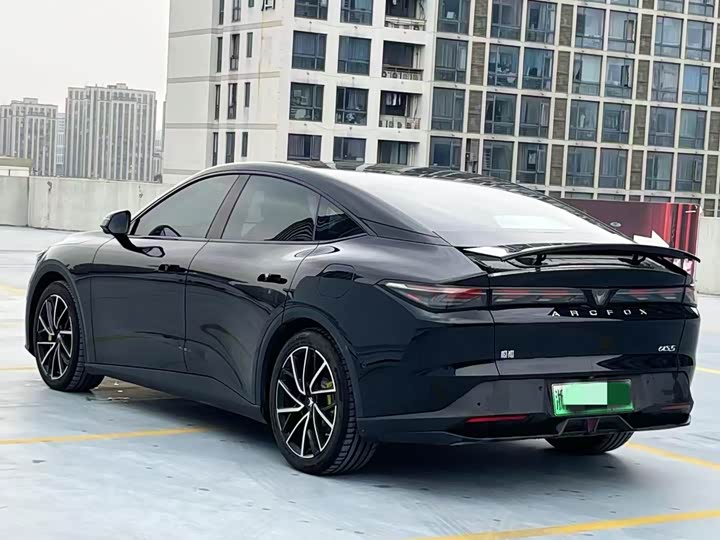 BAIC Arcfox Alpha S5 2024 2024款 560MAX 185kW