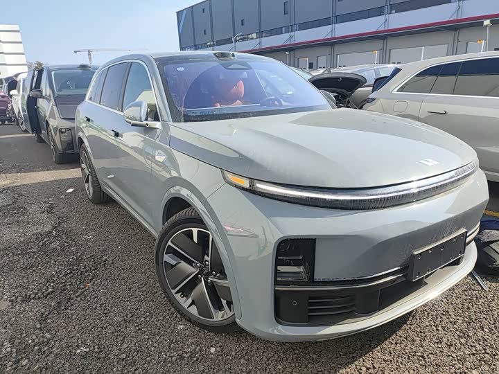 LiXiang L7 2025 2025款 Pro 智能焕新版