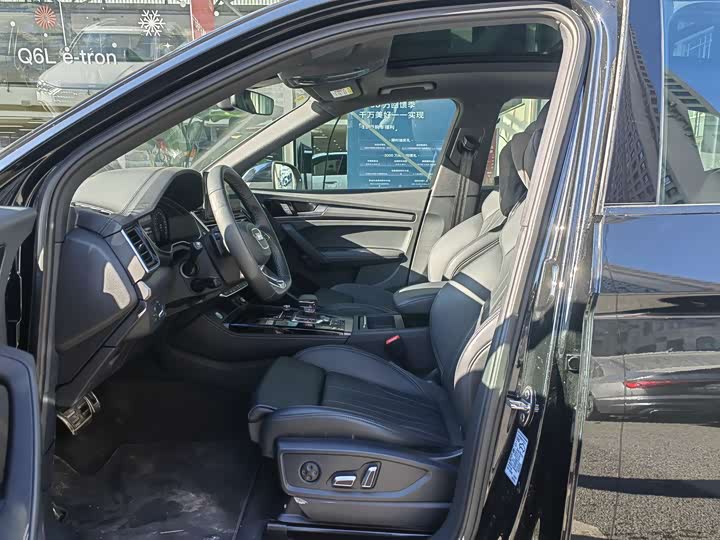 Audi Q5L 2025 2025款 40 TFSI 豪华动感型