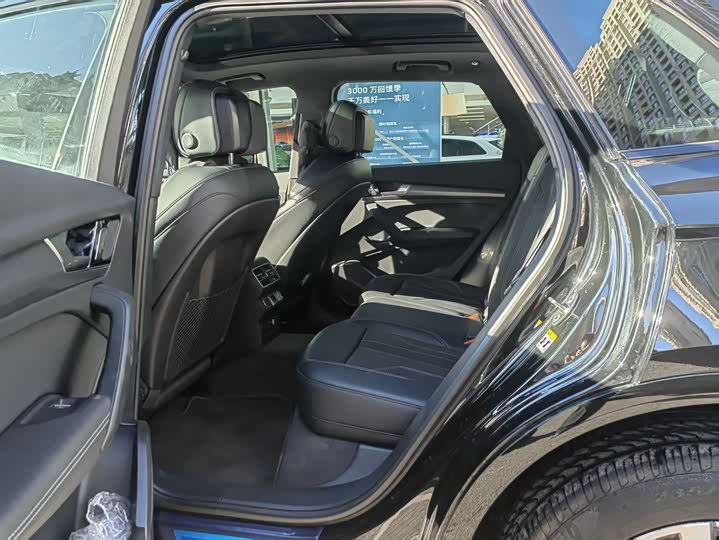 Audi Q5L 2025 2025款 40 TFSI 豪华动感型