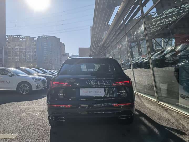 Audi Q5L 2025 2025款 40 TFSI 豪华动感型