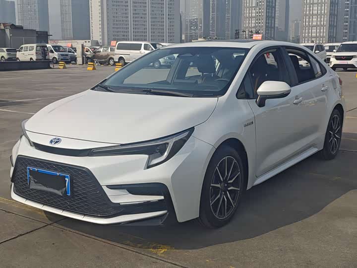 Toyota Levin 2023 2023款 智能电混双擎 1.8L 运动版