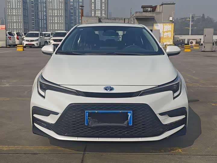 Toyota Levin 2023 2023款 智能电混双擎 1.8L 运动版