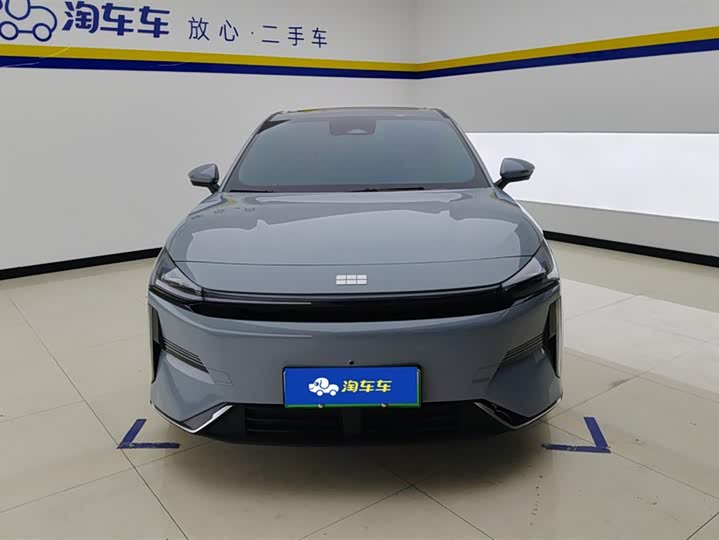 Geely Galaxy L6 2025 2025款 EM-i 140km 探索+版