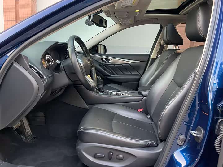 Infiniti Q50L 2022 2022款 2.0T 逸享版