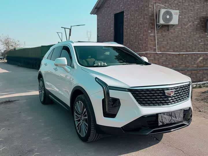 Cadillac XT4 2024 2024款 改款 28T 两驱尊贵型