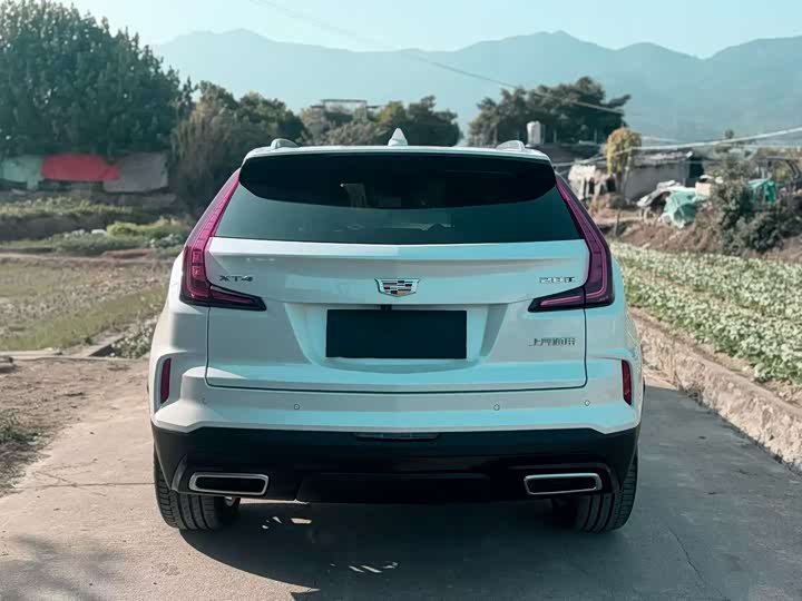 Cadillac XT4 2024 2024款 改款 28T 两驱尊贵型