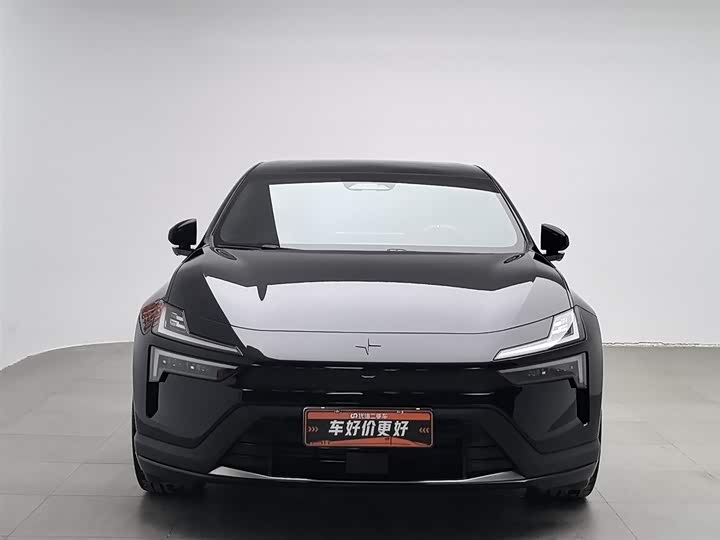2025 Polestar 4