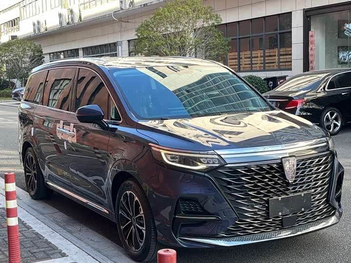 Roewe iMax 8 2022 2022款 400TGI 欢聚版