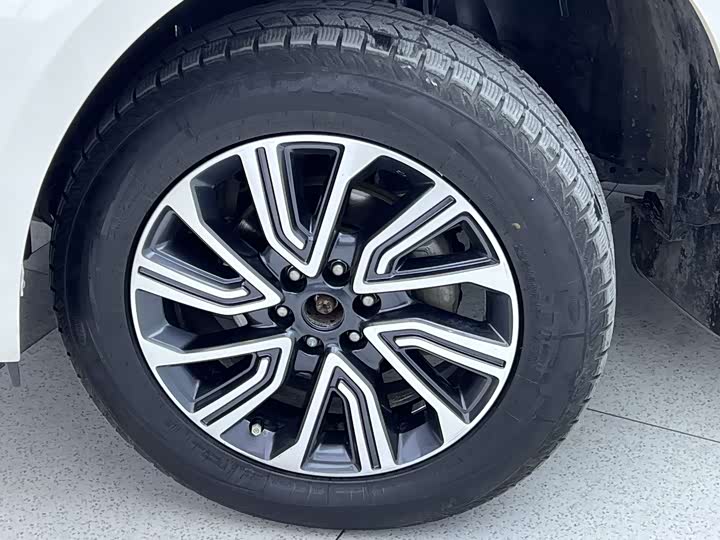 Nissan Terra 2020 2020款 2.5L XV 4WD 自动四驱旗舰版