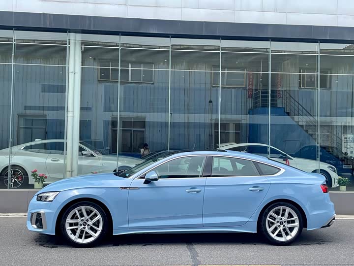 Audi A5 2024 2024款 Sportback 40 TFSI 时尚动感型