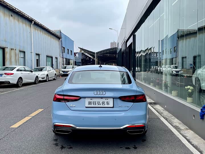 Audi A5 2024 2024款 Sportback 40 TFSI 时尚动感型