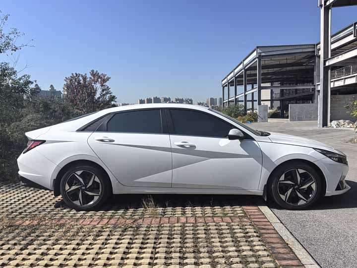 Hyundai Elantra N line 2023 2023款 1.5L CVT LUX尊贵版