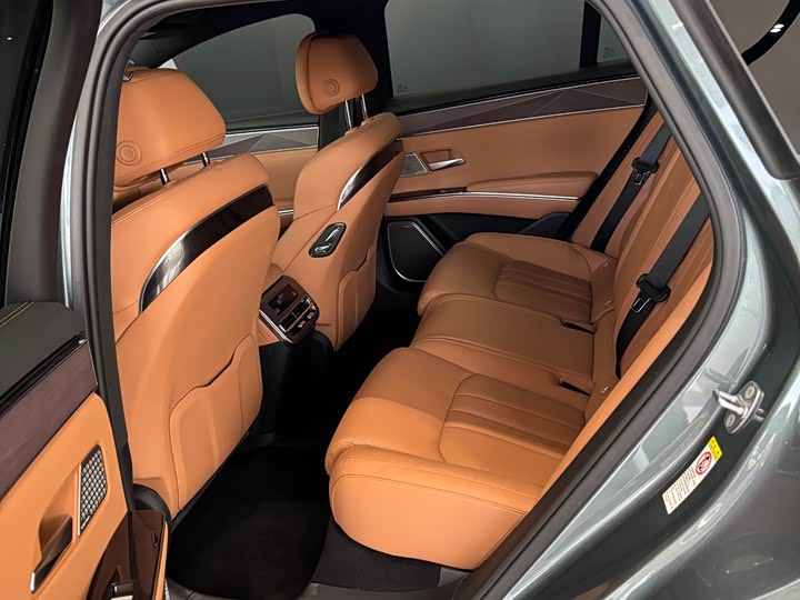 BYD Han L 2025 2025款 DM-p 四驱激光雷达旗舰型