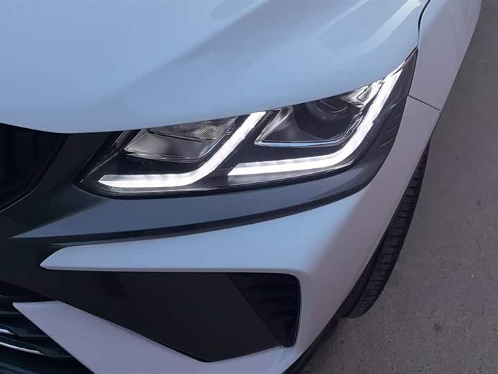 Geely Coolray 2023 2023款 1.5T DCT铂金版