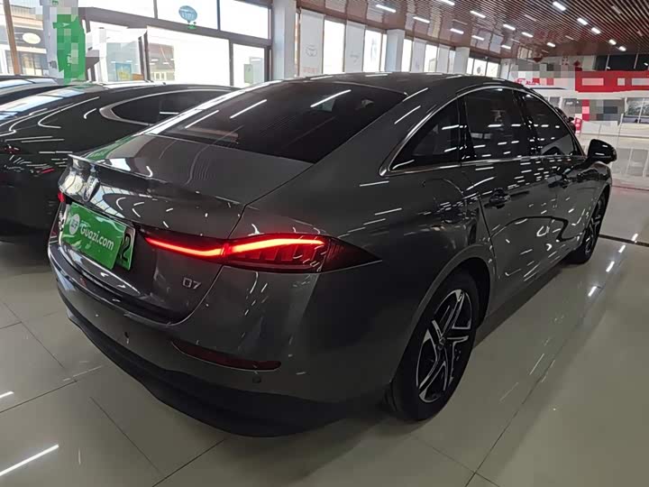 Roewe D7 2023 2023款 DMH 125km 卓越版