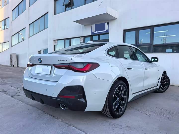 BMW 4 Series 2023 2023款 425i Gran Coupe M运动套装