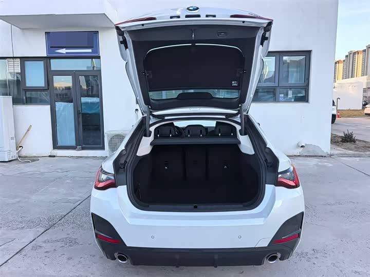 BMW 4 Series 2023 2023款 425i Gran Coupe M运动套装