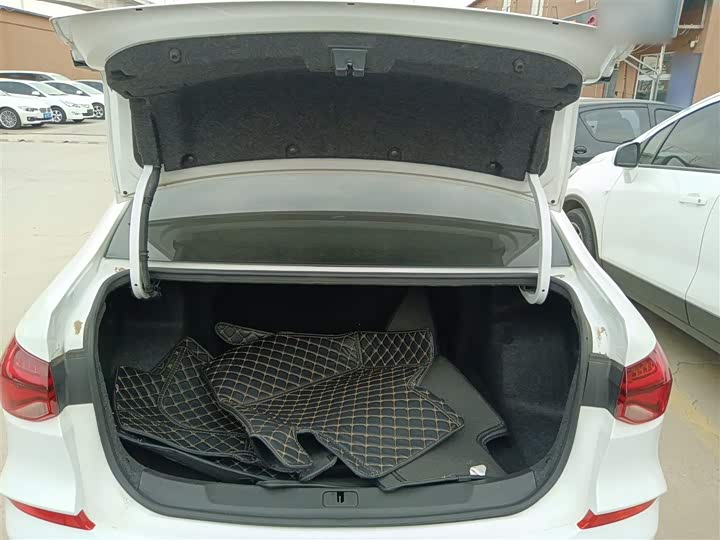 Chevrolet Monza 2024 2024款 1.5L 双离合乐享版