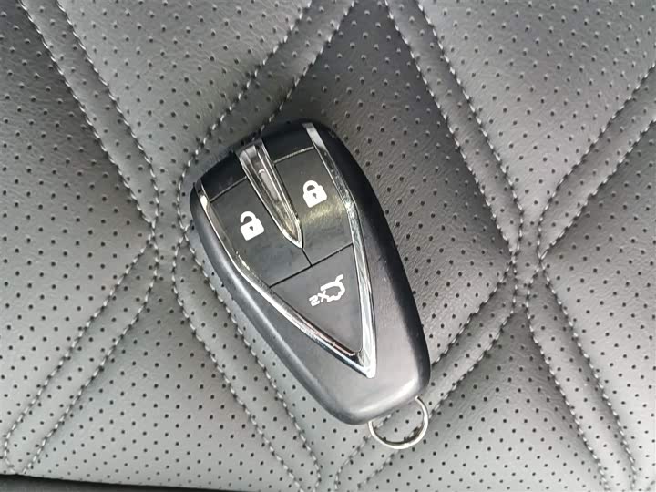 Changan Raeton CC 2022 2022款 蓝鲸版 1.5T DCT豪华型