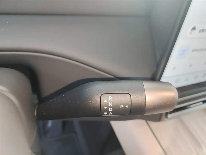 LiXiang Mega 2025 2025款 Ultra 智能焕新版