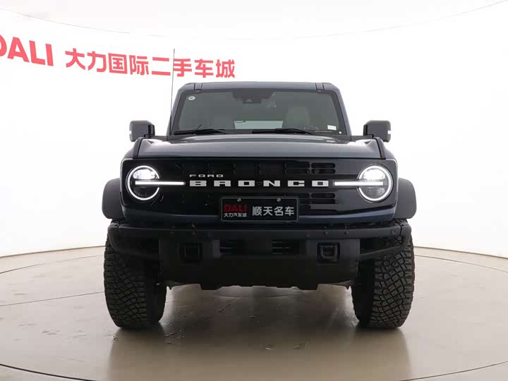 Ford Bronco 2024 2024款 2.3T 长滩大脚越野版