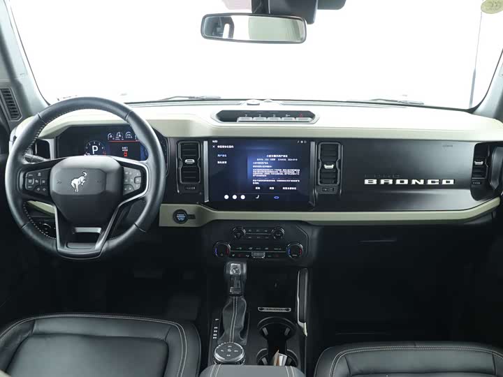 Ford Bronco 2024 2024款 2.3T 长滩大脚越野版