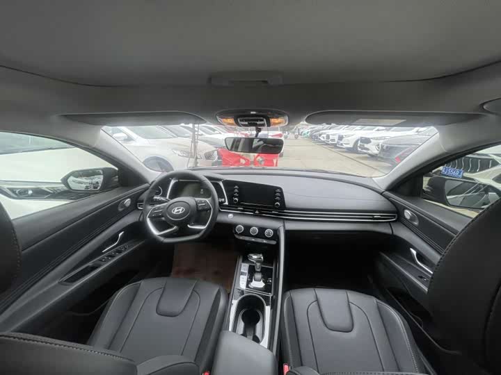 Hyundai Elantra N line 2023 2023款 1.5L CVT GLX精英版